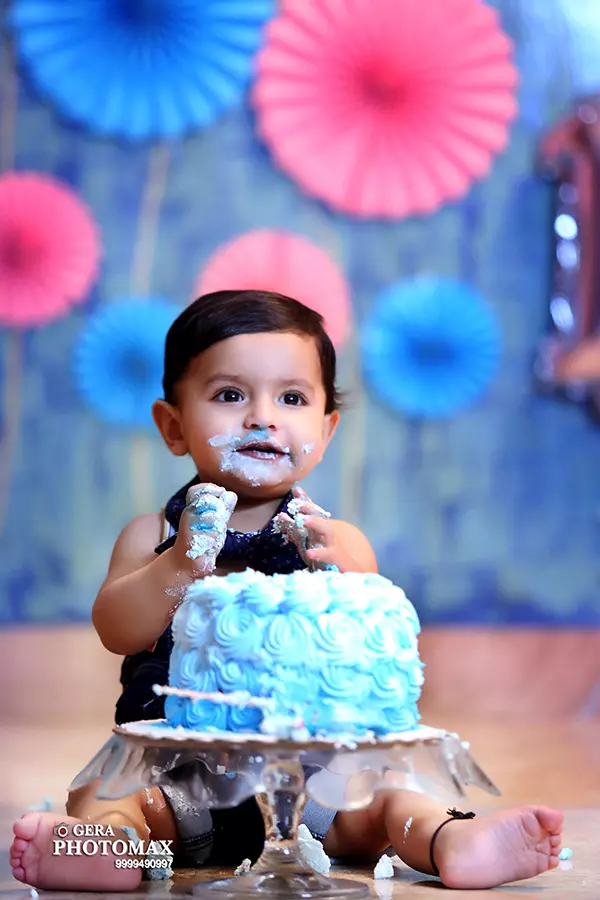 Maternity photography in Delhi by Gera Photomax