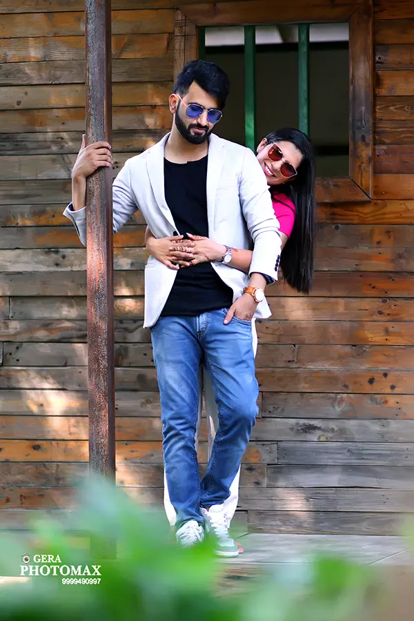 Pre-wedding photographer in Delhi by Gera Photomax